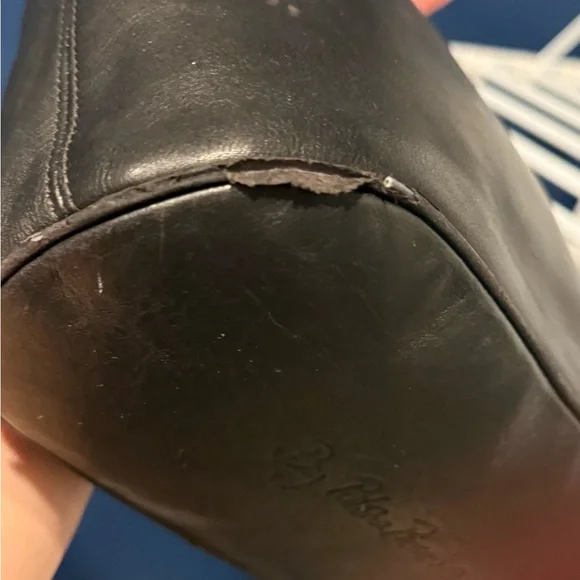 Paloma Picasso Classic Black Shoulder Bag - Picture 5 of 5